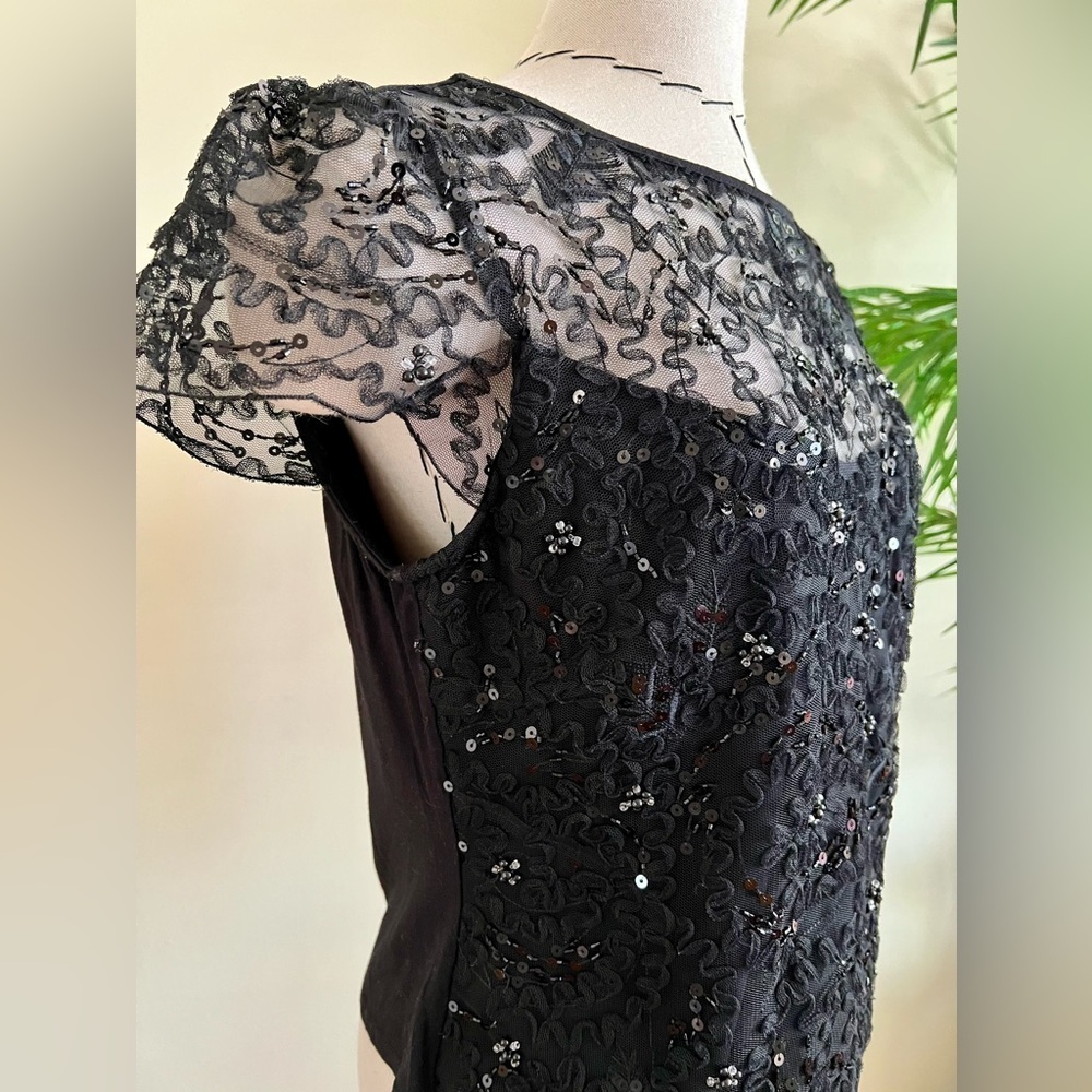 GUESS by Marciano Black Lace & Sequin Top – Size M - Picture 2 of 4